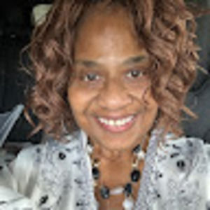 Meet your Posher, Debora d